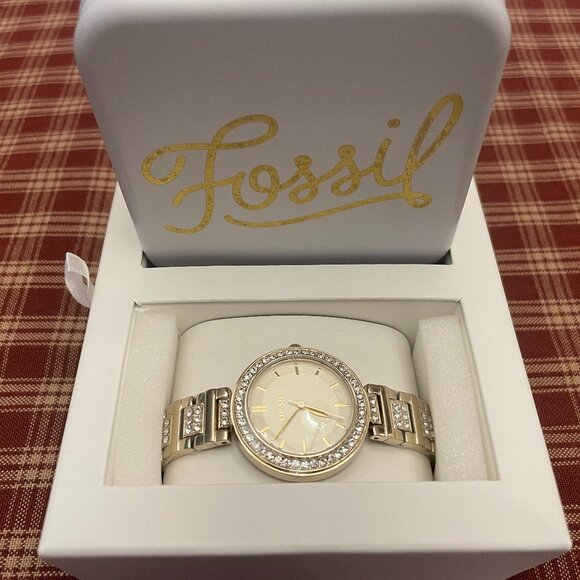 New. Beautiful Fossil Watch. - Picture 3 of 11